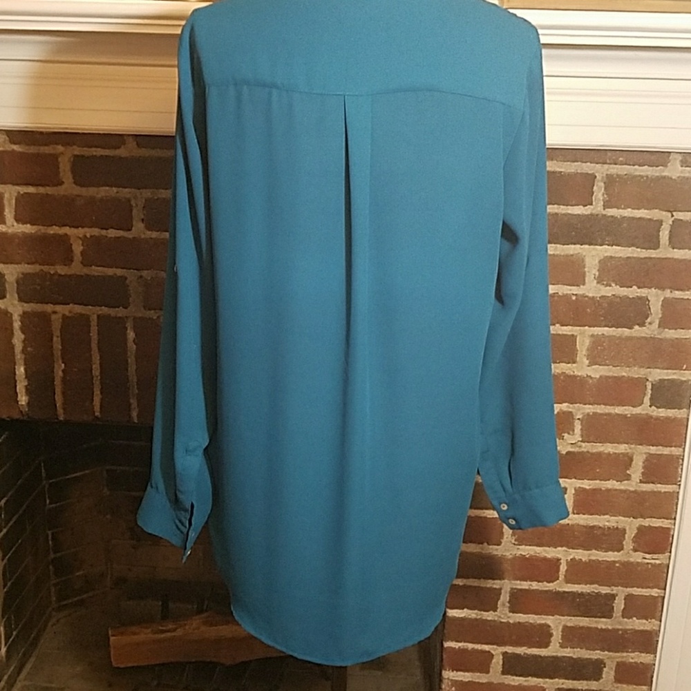 H&M high/low turquoise top - Picture 3 of 3
